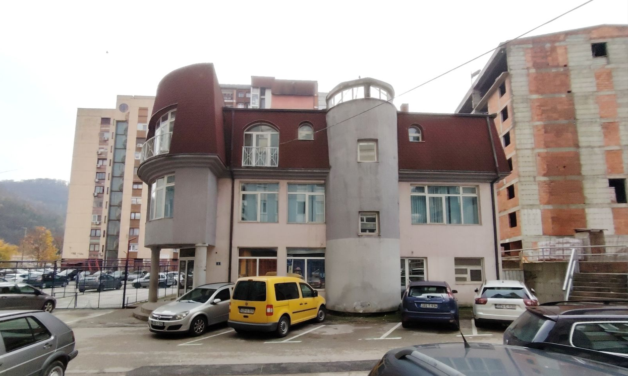 Snimak ekrana 2025-12-08 142705