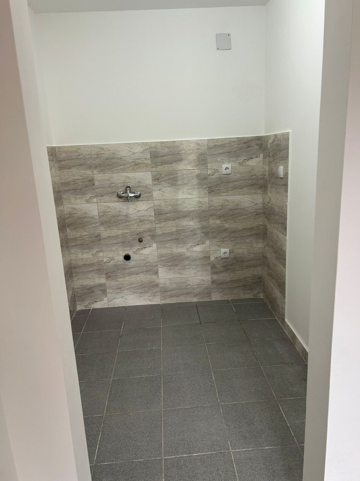 IMG-71ab5ef6174060c8fb1efd1b7a0eb1be-V